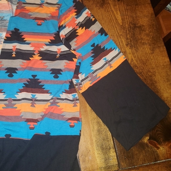Aztec Print Cardigan Top Long Sleeve - Picture 5 of 12